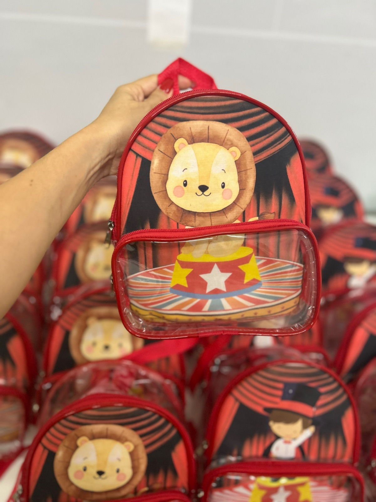 Mochila P 18x23 transparente com bolso saltado